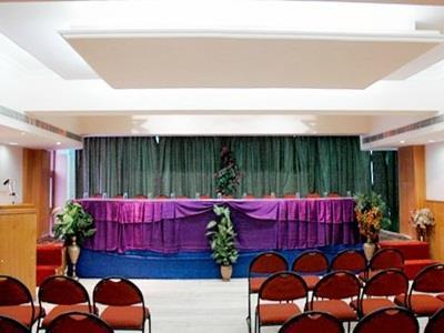 Hotel Celebration Kanpur Exterior photo
